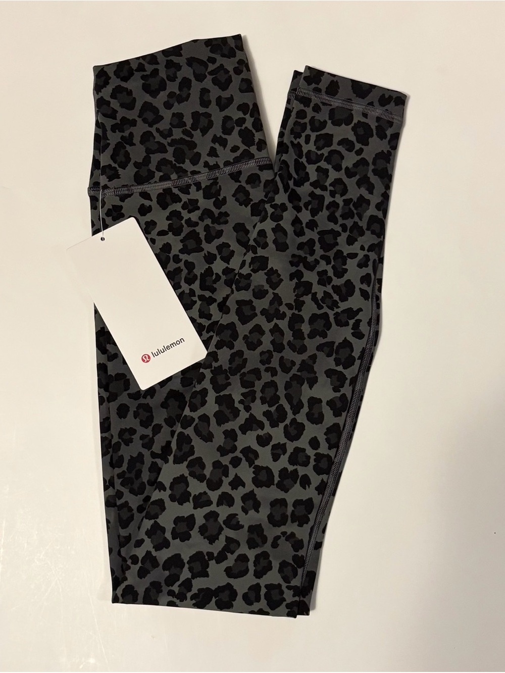 NWT Wunder Train No Line High-Rise Tight 28"